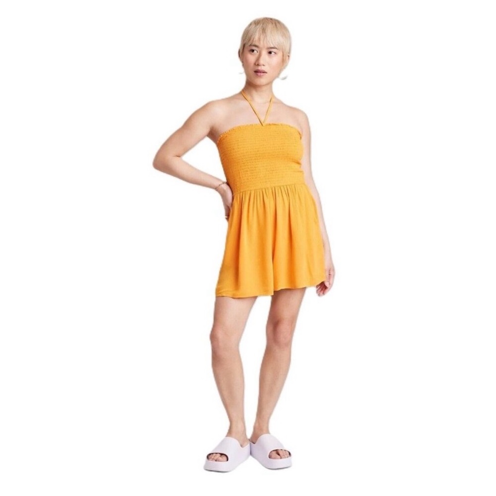 Wild Fable Women's Sleeveless Woven Smocked Romper in Mango Orange size XXS NWT